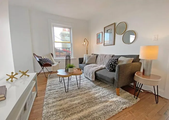 Explore Downtown And Mount Adams With River Views