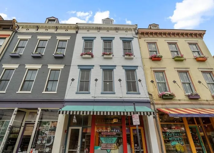 Huge Retrea W Rooftop Deck Stay At Farmers Market