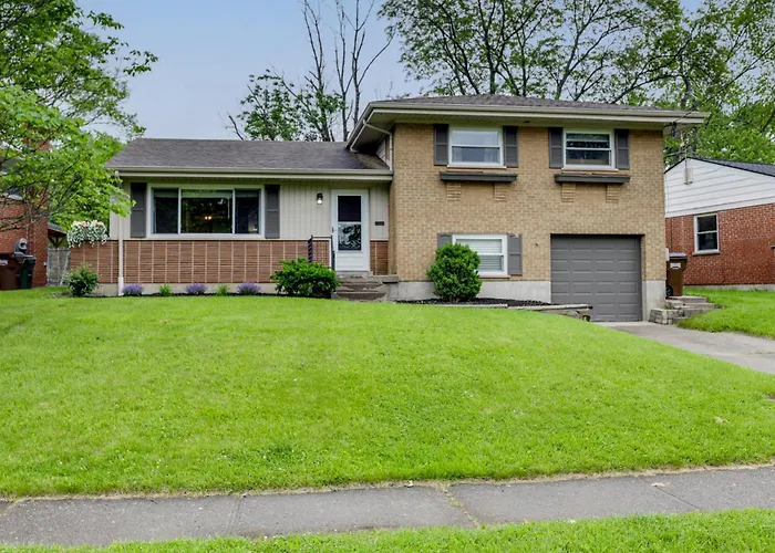 10 Mi To Dtwn Cincinnati: Home W/ Patio & Yard!